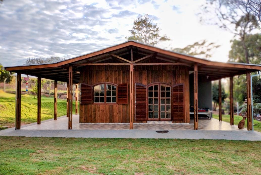 Por+que+a+madeira+sob+medida+faz+toda+a+diferen%C3%A7a+nas+casas+pr%C3%A9-fabricadas%3F