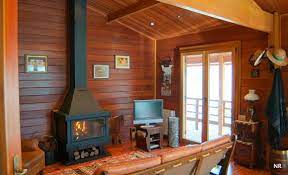 Conhe%C3%A7a+4+tipos+de+lareiras+para+casas+de+madeira