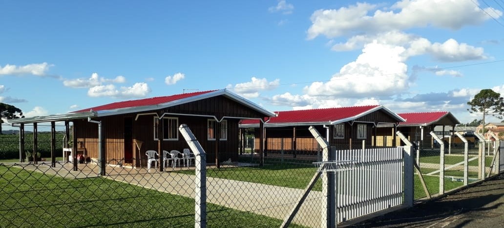 Casas+para+investir%3A+como+gerar+renda+com+projetos+pr%C3%A9-fabricados